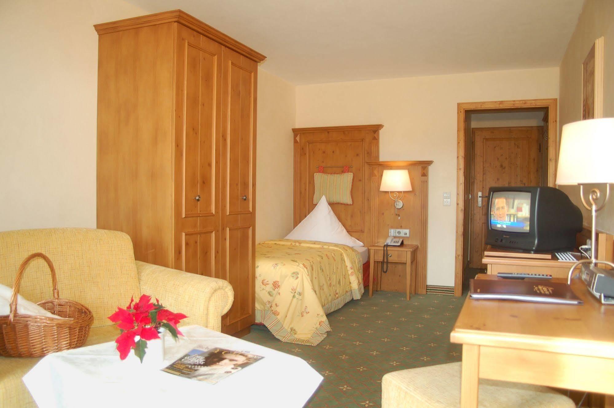 Hotel Gruener Wald Freudenstadt Exterior photo